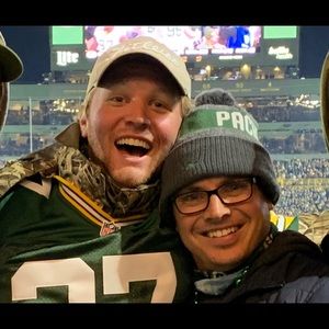 Meet your Posher, Hunter